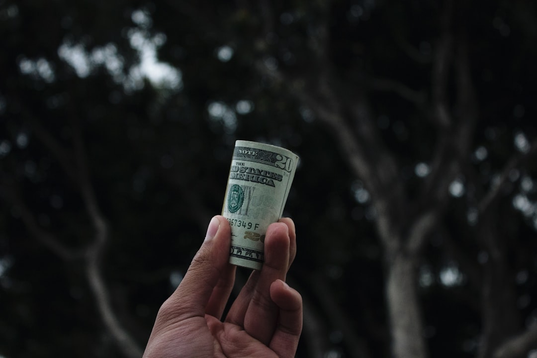 Photo Salary comparison