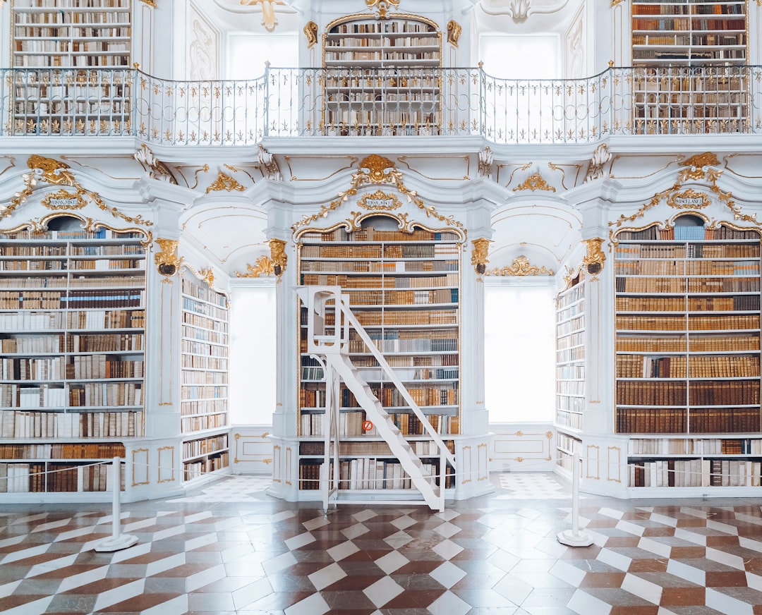Photo Law library